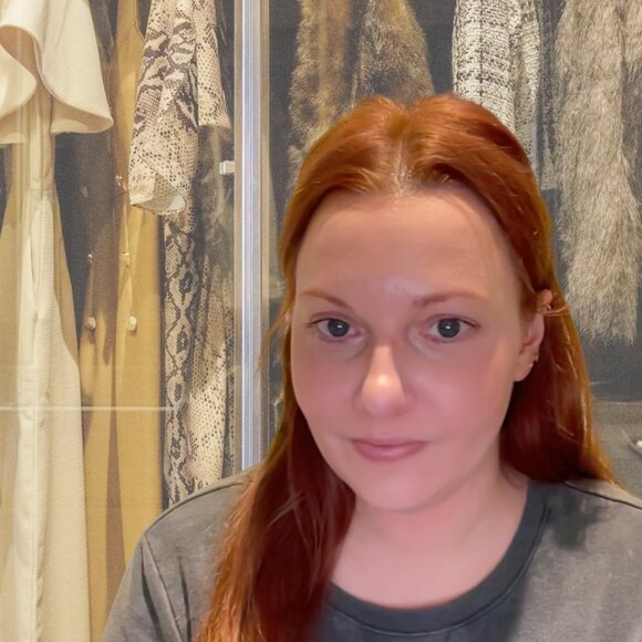 Meet your posher - Picture 4 of 5